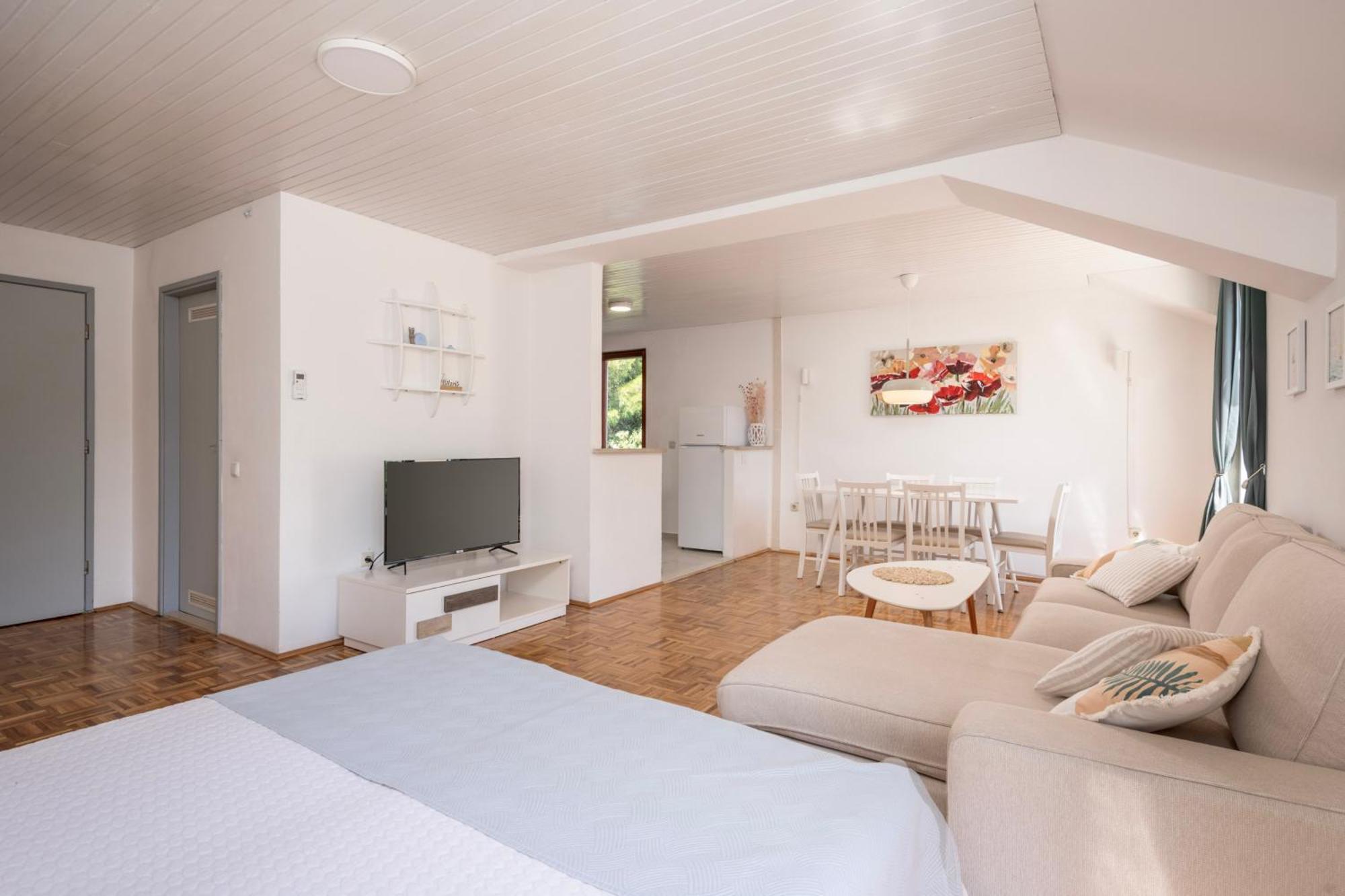 Apartments Maria ツァヴタット エクステリア 写真
